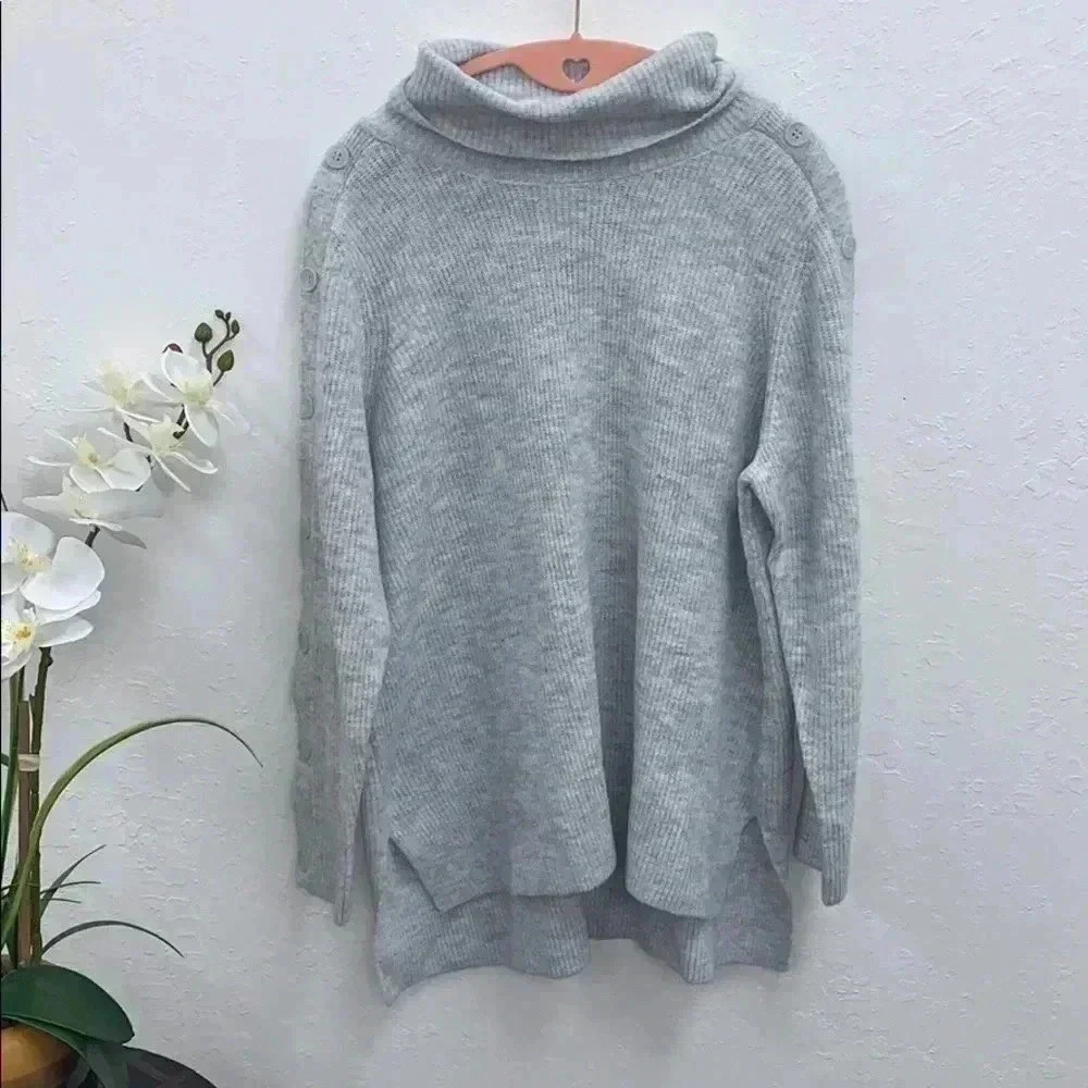 Halogen NWT Button Sleeve Turtleneck Gray Sweater size LP